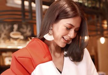 Perdana Jajal Mobil Hadiah Lahiran, Paula Verhoeven Langsung Pamer Fitur Canggihnya, Bisa Parkir Sendiri hingga Buka Bagasi Gak Pake Ribet! 