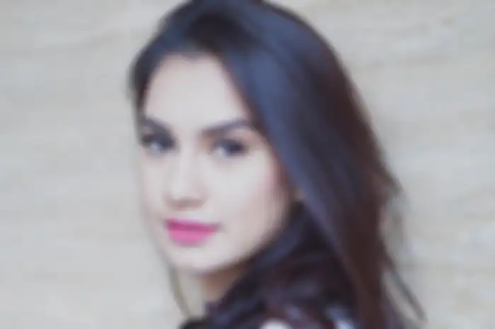 Dijuluki Ratu Cinlok, Ini Dia 4 Pria yang Sempat Isi Hati Irish Bella