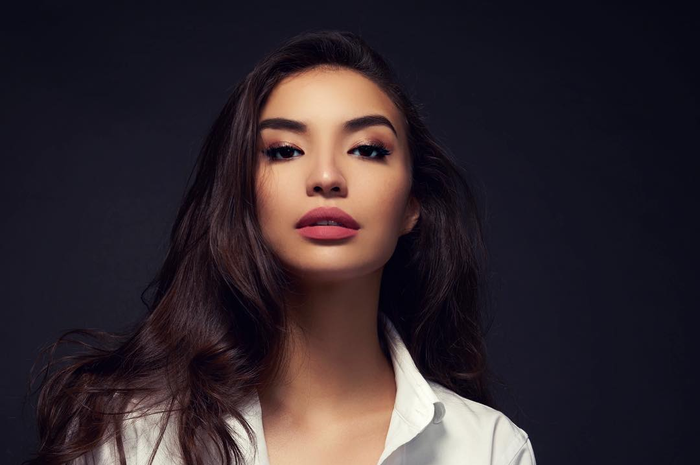 Manohara