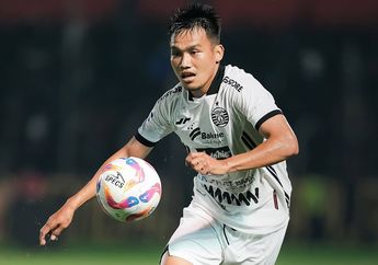 Hasil Liga 1 - Gol Hadiah Kiper Semen Padang, Persija Gusur Persib dari Pos Runner-up