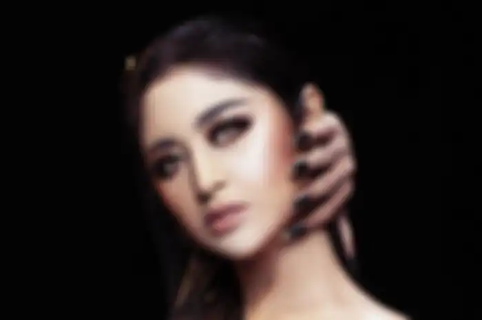Dewi Perssik