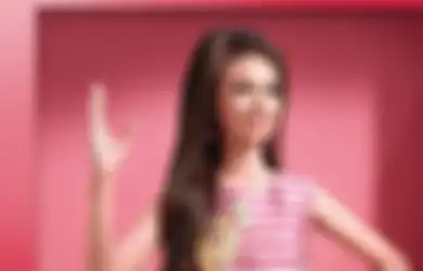 Gini Tampilan Yuki Kato saat Cosplay Jadi Barbie. Mirip Enggak?