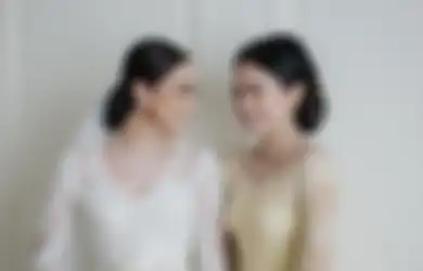 Maudy Ayunda Curi Perhatian Netizen di Hari Pernikahan Adiknya, Tampil Anggun dengan Kebaya Sederhana