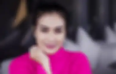 Padahal Backing Vocal Sudah Beri Kode Keras, Iis Dahlia Tetap Lakukan Kesalahan Ini hingga Jadi Bulan-bulanan Netizen: Bacot Doang Jago, Skill Low