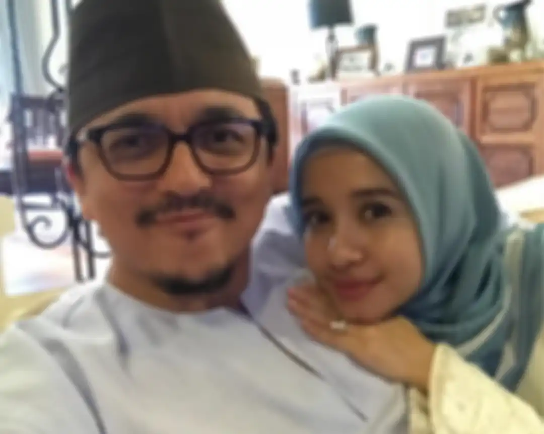 Engku Emran bagikan foto prosesi lamaran Laudya Chintya Bella