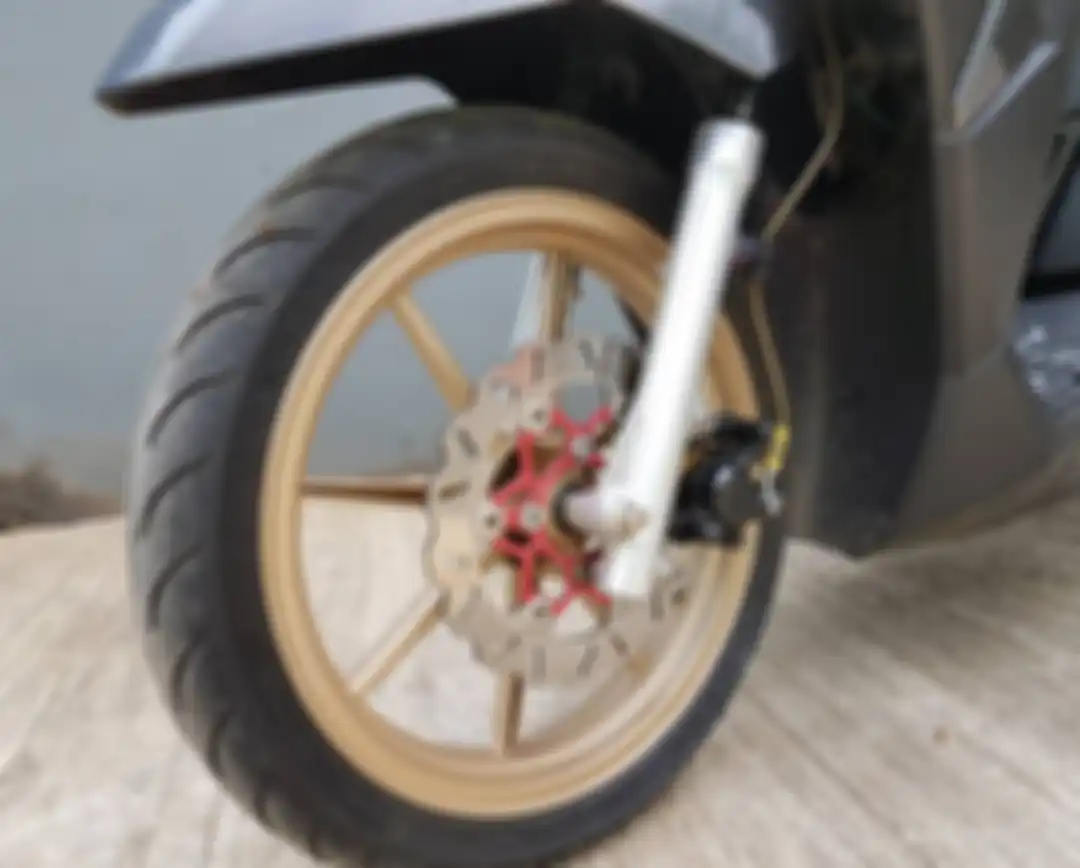 Piringan Honda Vario 150 setelah diupgrade pake piringan 220 mm 