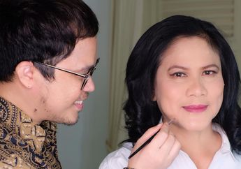 Persamaan Gaya Makeup 3 MUA Ternama Indonesia Saat Dandani Iriana Jokowi