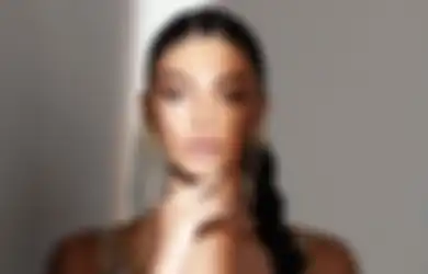 5 Potret Cetar Jihane Almira di Babak Pre Eliminary Miss Supranational 2021!