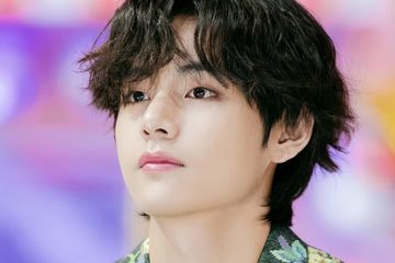 Senggol Teman dan Keluarganya, V BTS Berencana Ajukan Gugatan ke Seorang YouTuber