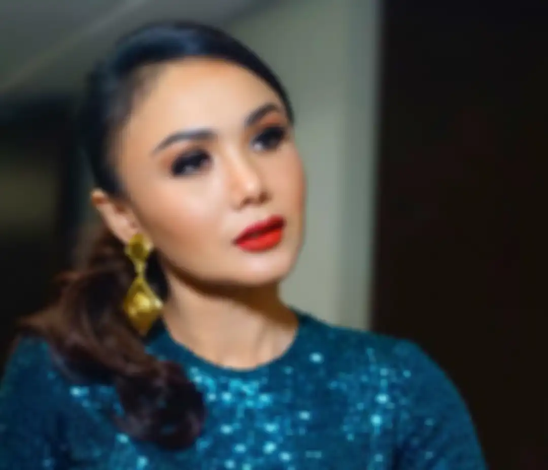 YunI Shara 