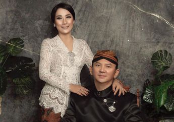 Gelar Acara Mitoni, Inilah 5 Potret Puput Nastiti Devi dan Ahok dalam Balutan Pakaian Tradisional Jawa