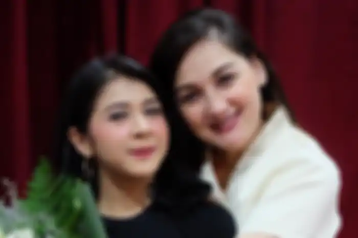 Pergaulan Kesha Ratuliu Dianggap Bebas dan Jadi Sorotan, Mona Ratuliu Buka Suara