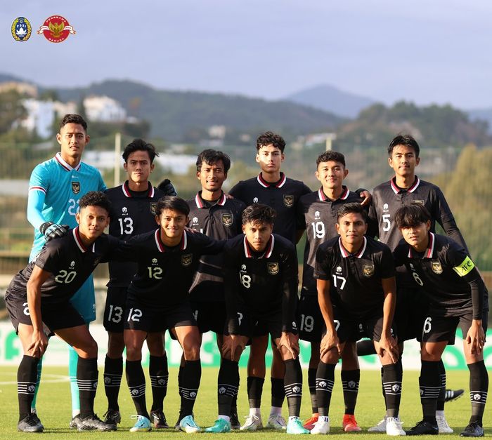 Skuad Timnas U-20 Indonesia saat melawan Valerenga Football U-20 di Marbella Football Center, Spanyol pada Selasa (22/11/2022).