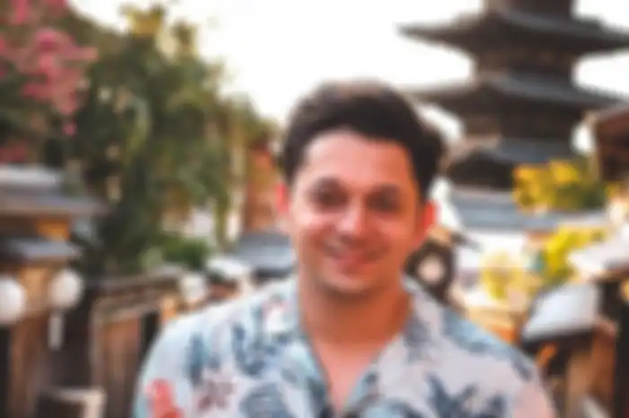 Andrew Andika