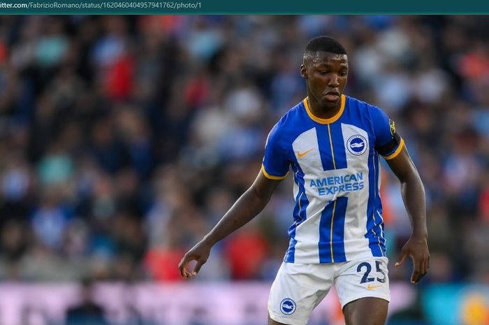 Moises Caicedo resmi meneken perpanjangan kontrak bersama Brighton &amp; Hove Albion .