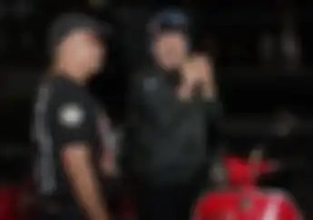Keren, Wakil Gubernur Bali Datang Ke Ulang Tahun Dewata Scooter Club Naik Vespa Klasik
