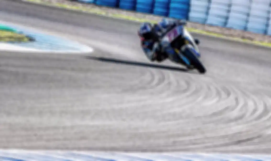 Alex Marquez untuk pertama kalinya merasakan motor MotoGP saat ikut tes di Jerez, Spanyol (22/11/2017) mengendarai Honda RC213V milik tim Marc VDS