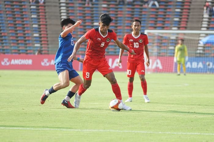 Timnas U-22 Indonesia menghadapi Filipina dalam laga perdana Grup A SEA Games 2023 Kamboja di Stadion Nasional Olimpiade, Phnom Penh, Kamboja, Sabtu (29/4/2023).