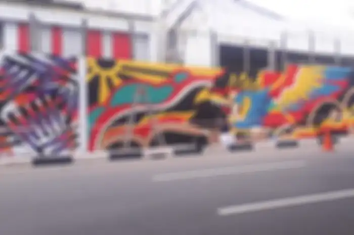 Mural di Tembok Gedung Kompas Gramedia