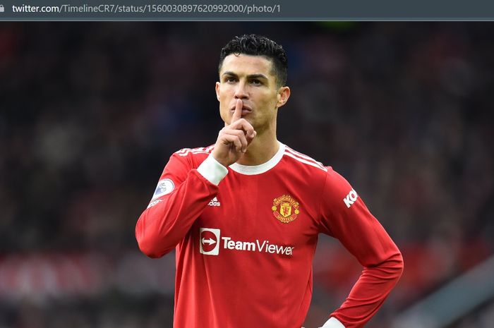 Megabintang Manchester United, Cristiano Ronaldo, harus mengukir rekor menyedihkan gara-gara keterusan menjadi pemain pengganti.