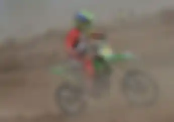 Grasstrack Majalengka:  Eka Letoy Sabet Juara Umum Open Meski Lintasan Penuh Debu Pekat