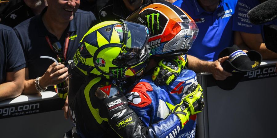 Kalah dari Rins, Rossi Ucapkan Kata Kasar Saat Siaran Langsung