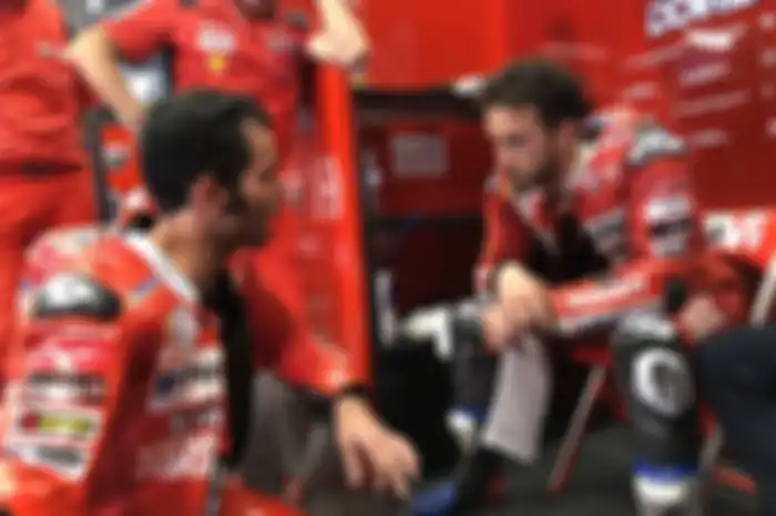 Danilo Putruci (kiri) mengaku sirkuit Jerez seuai dengan riding style-nya, Andrea Dovizioso ingin fokus dan bekerja keras di setiap balapan 