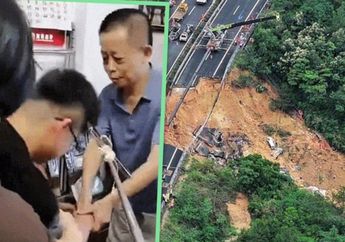 Tetiba Ada Lansia Berlutut di Tengah Jalan Minta Mobilnya Berhenti, Pria Ini Syok tapi Malah Berterima Kasih Gegara Hal Ini