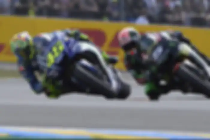 Valentino Rossi dan Johann Zarco