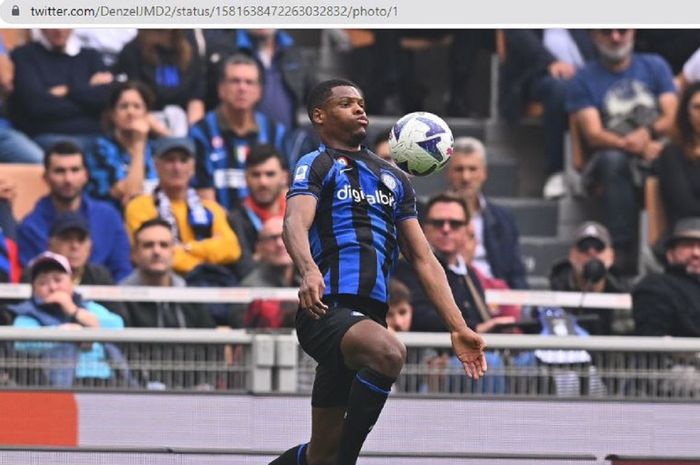 Bek kanan Inter Milan, Denzel Dumfries, dikabarkan diincar oleh Chelsea dan Manchester United pada bursa transfer musim dingin 2023.