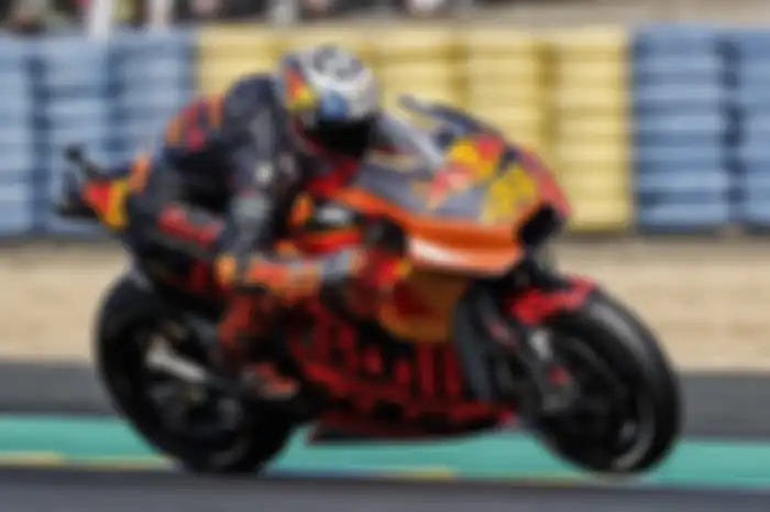 Pol Espargaro, pembalap pertama yang memberikan podium untuk tim Red Bull KTM
