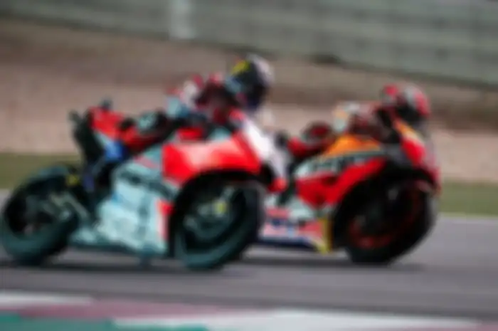 Persaingan di barisan depan jadi fokus kamera di MotoGP Qatar