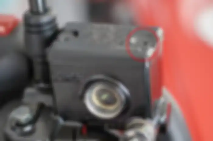 Baut ini mudah kemasukan air yang mengendap