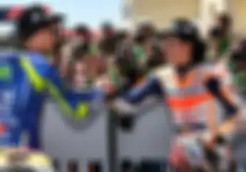 Ditanya Soal Ban Depan Baru Michelin, Marquez dan Rossi Punya Jawaban Kompak