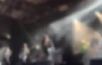 Lihat Nih My Chemical Romance Live Bawain 'The Foundations of Decay' untuk Pertama Kalinya!