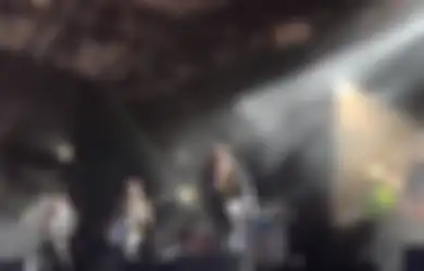 Lihat Nih My Chemical Romance Live Bawain 'The Foundations of Decay' untuk Pertama Kalinya!