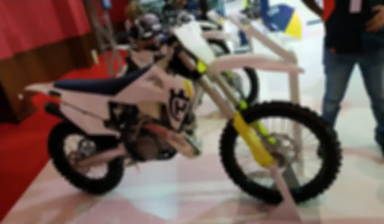 Husqvarna TX 300, sisa satu-satunya nih!