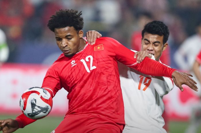 Suasana Pertandingan antara Vietnam Vs Myanmar dalam laga penentuan Grup B ASEAN Cup 2024 di Viet Tri Stadium, Phu Tho, Sabtu (21/12/2024).