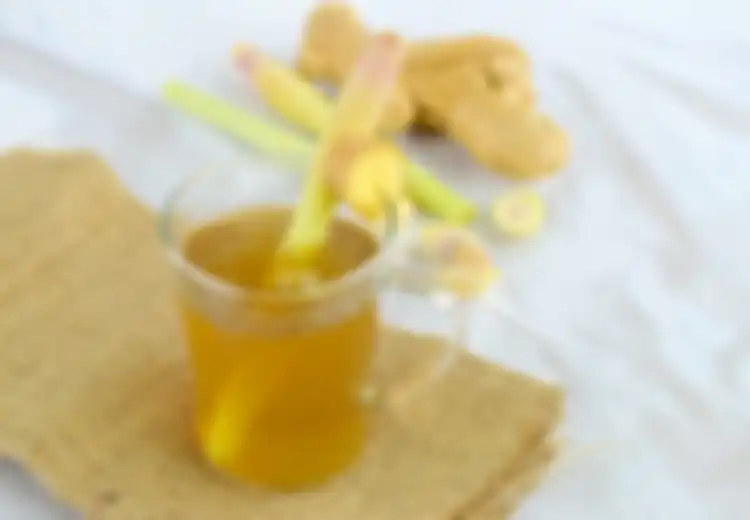 Meski Miliki Manfaat Ampuh Atasi Flu dan Batuk, Orang dengan Kondisi Berikut Ini Tidak Boleh Minum Air Rebusan Daun Serai,  Hati-hati!