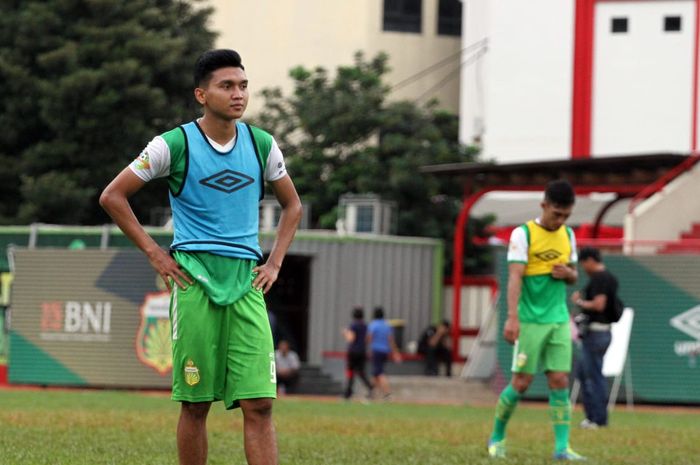 Penyerang Bhayangkara FC Dendy Sulistyawan.