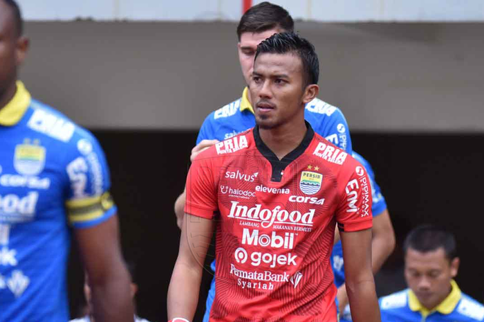 Kiper Persib Bandung, Teja Paku Alam, dalam laga melawan Tira Persikabo, Jumat (21/2/2020).