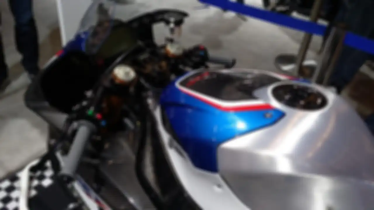 BMW HP4 Race
