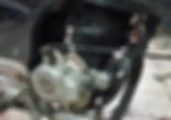 Bikin Blok Mesin Motor Kinclong Gampang Banget, Buruan Dicoba Nih Caranya