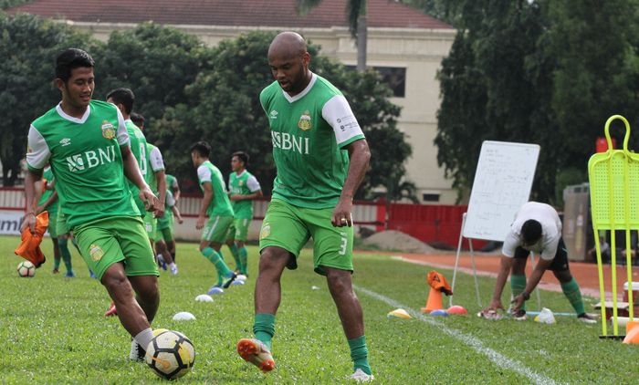 Pemain Bhayangkara FC, Anderson Salles di Stadion PTIK, Jakarta.