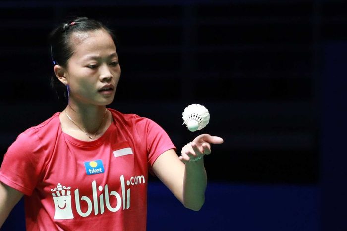 Tunggal putri Indonesia, Fitriani, saat berhadapan dengan Sung Ji-hyun (Korea Selatan) pada babak kesatu Malaysia Open 2019, di Axiata Arena, Bukit Jalil, Kuala Lumpur, Malaysia, Rabu (3/4/2019).