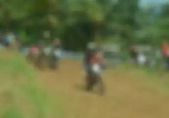 Serunya Pertarungan Para Tracker Di Grasstrack Ciamis, Ada Yang Keluar Lintasan Nih..