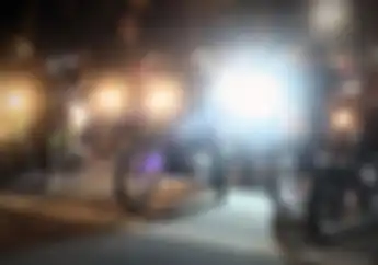 Rolling Thunder Jumat Malam Jadi Hobi Baru Komunitas Motor Di Surabaya