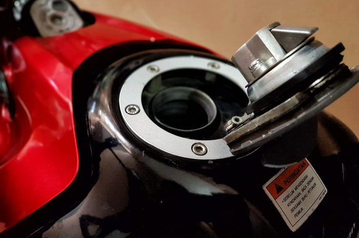 Gejala tangki motor sport kemasukan air
