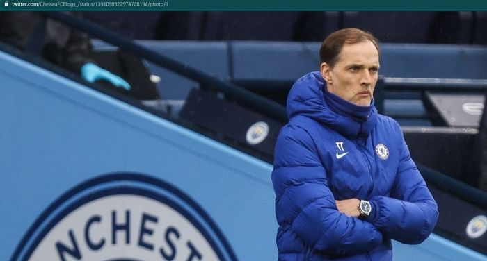 Pelatih Chelsea, Thomas Tuchel mendampingi The Blues kala melawan Manchester City.