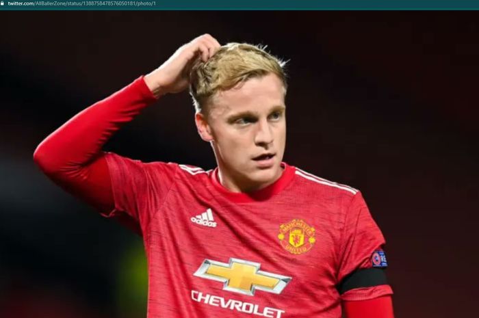 Donny van de Beek tak mendapat banyak menit bermain bersama Manchester United.